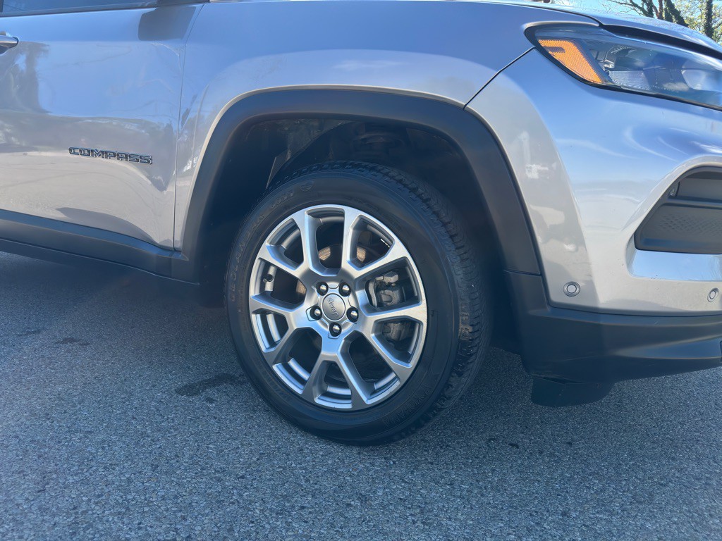 2022 Jeep Compass Image 20