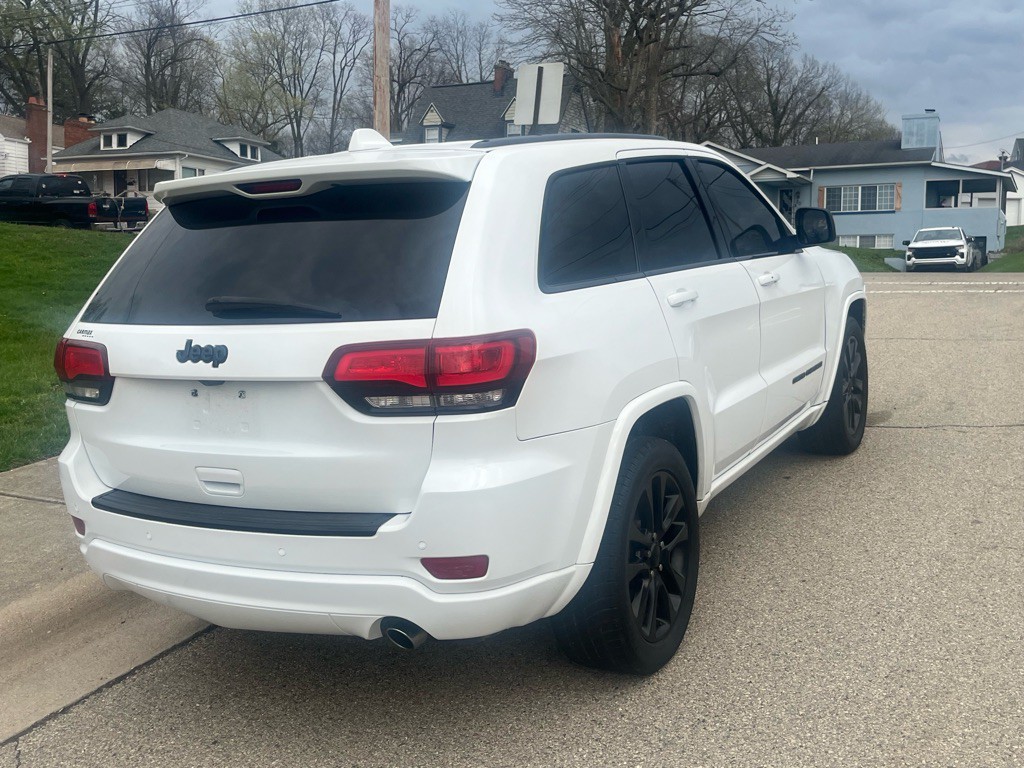 2017 Jeep Grand Cherokee Image 6