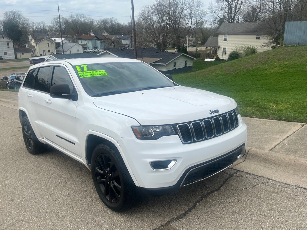 2017 Jeep Grand Cherokee Image 8