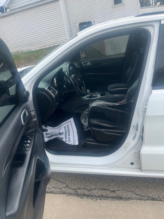 2017 Jeep Grand Cherokee Image 9