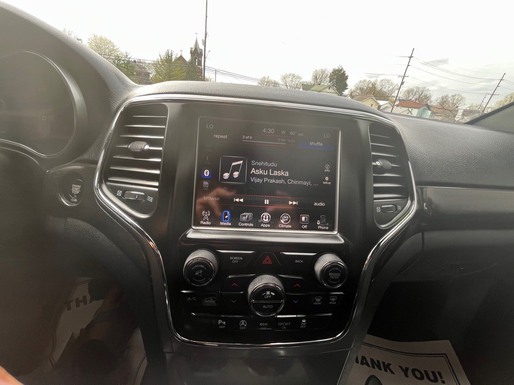 2017 Jeep Grand Cherokee Image 17