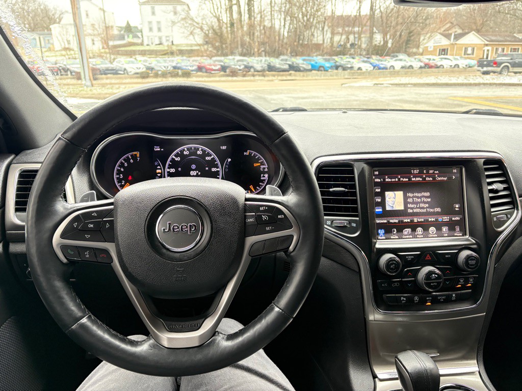2017 Jeep Grand Cherokee Image 10