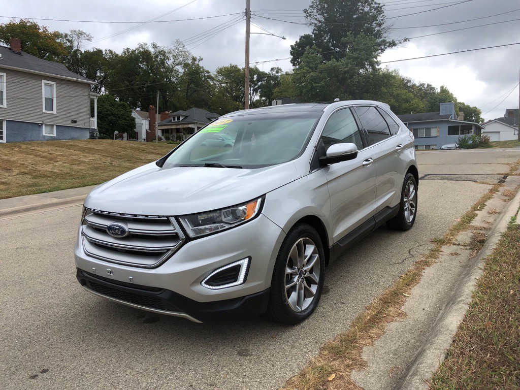 2017 Ford Edge Image 2