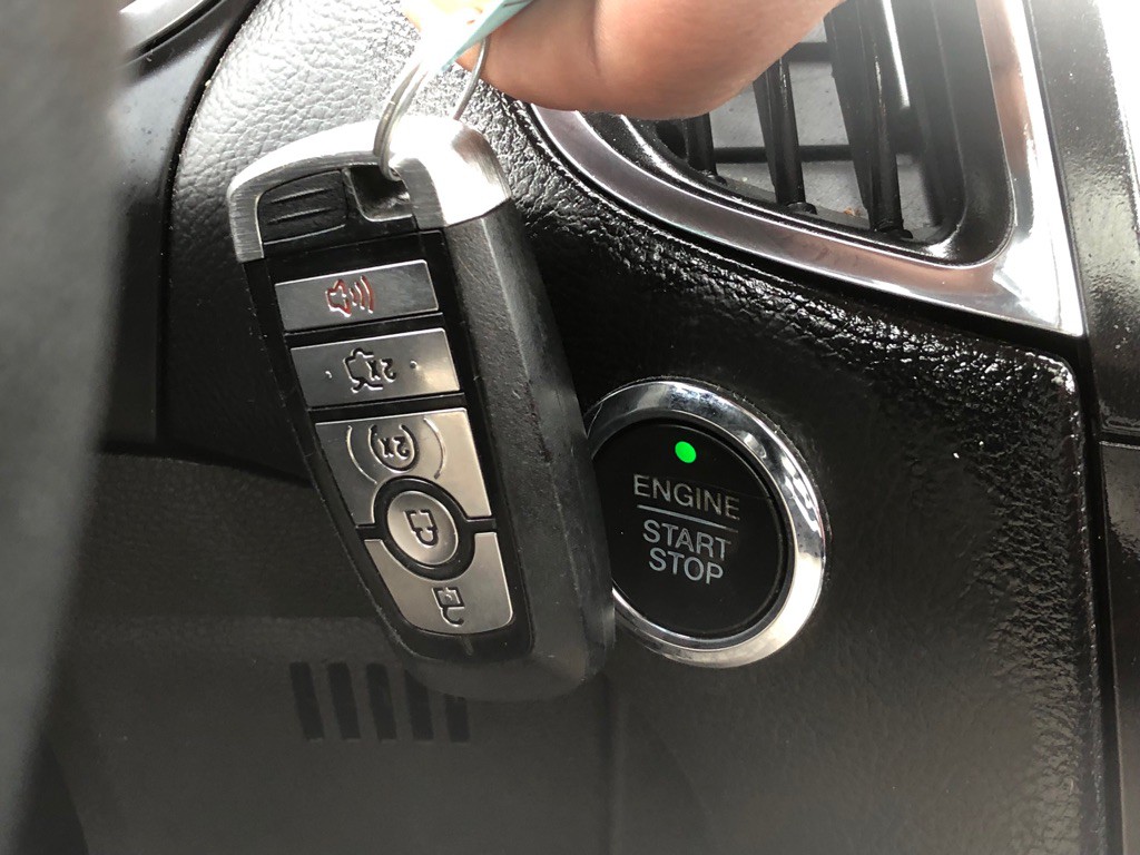 2017 Ford Edge Image 15