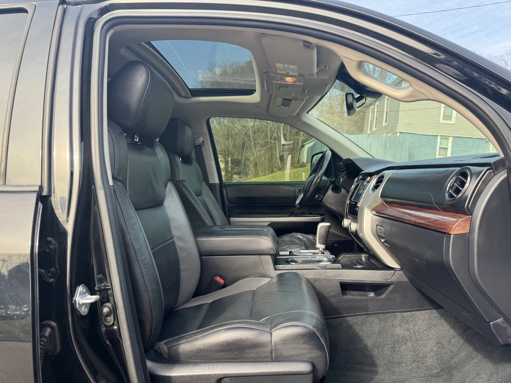 2021 Toyota Tundra Image 20