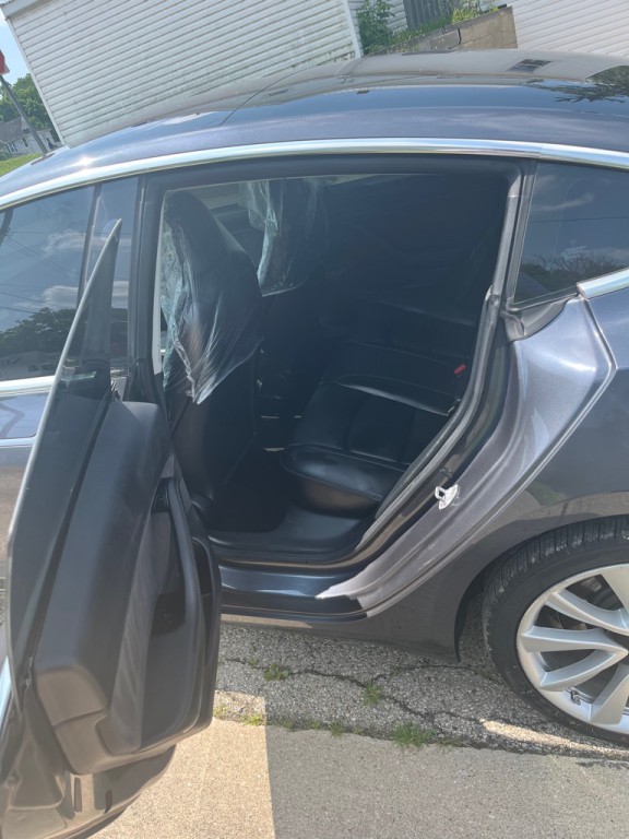 2018 Tesla Model 3 Image 10
