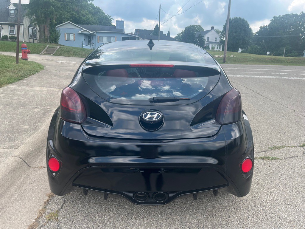 2017 Hyundai Veloster Image 5