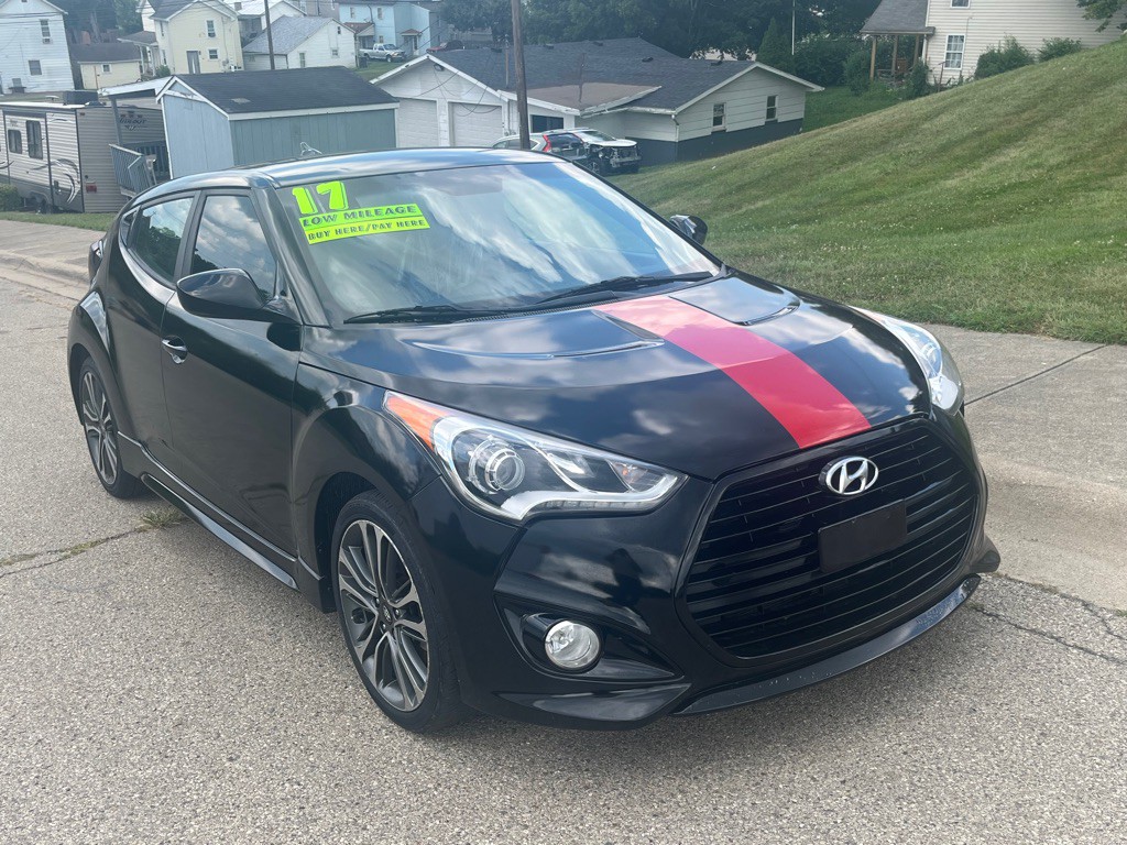 2017 Hyundai Veloster Image 8