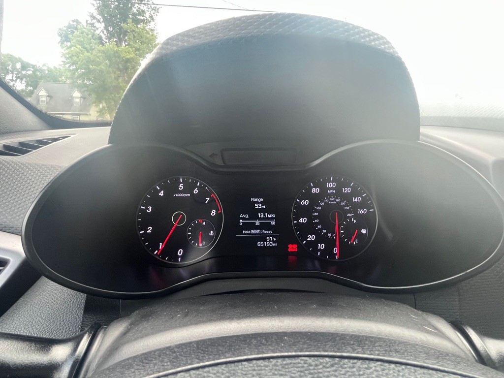 2017 Hyundai Veloster Image 13