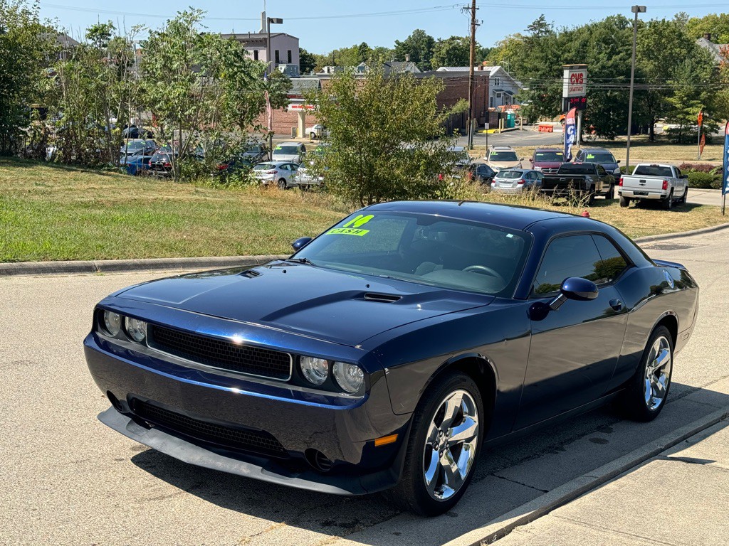 2014 Dodge Challenger Image 1