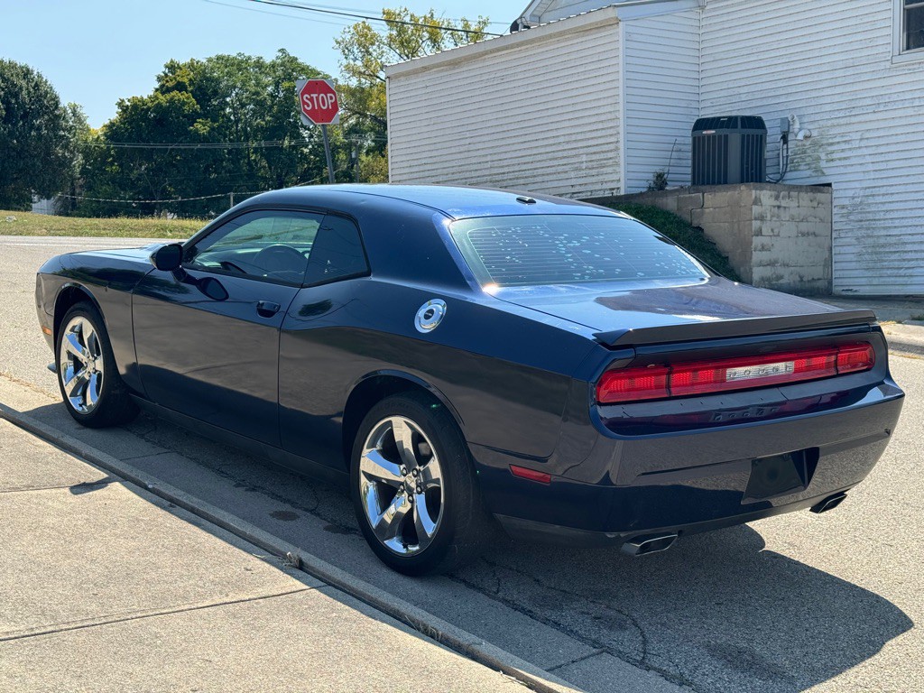 2014 Dodge Challenger Image 14