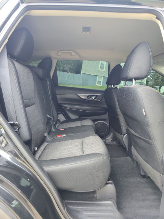 2019 Nissan Rogue Image 10