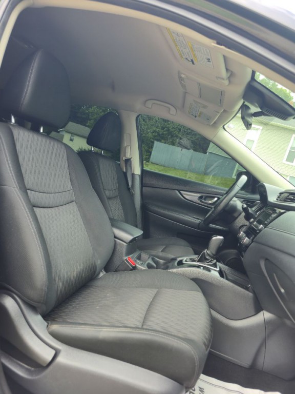 2019 Nissan Rogue Image 11