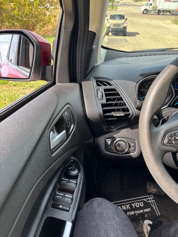 2017 Ford Escape Image 13