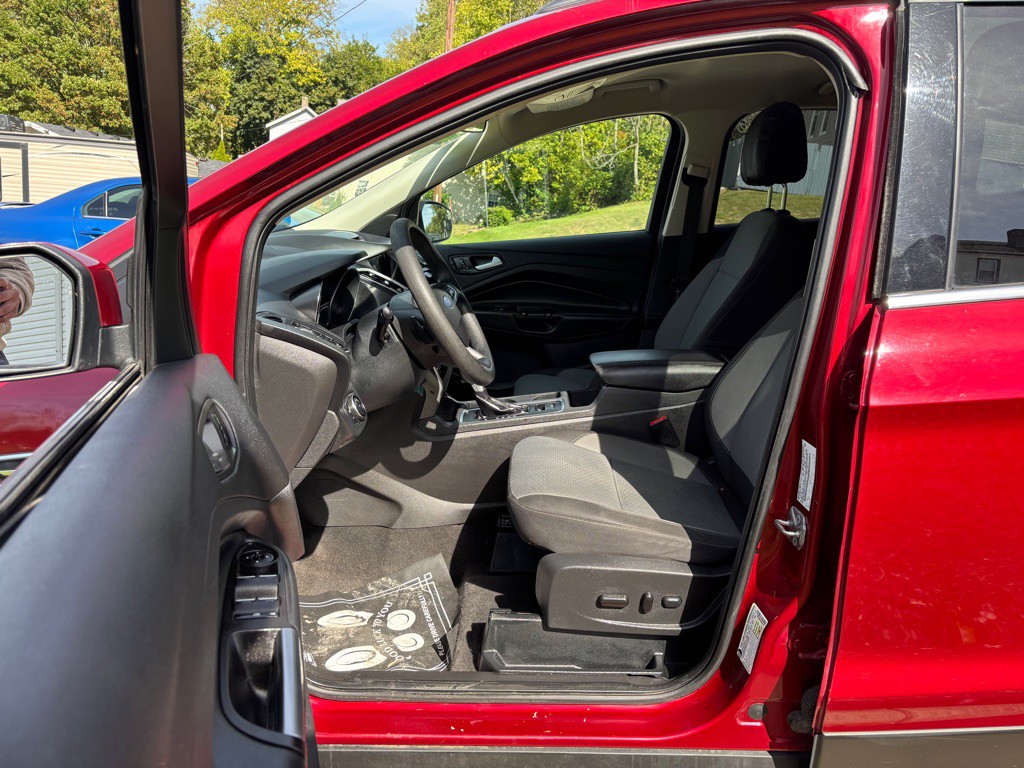 2017 Ford Escape Image 14