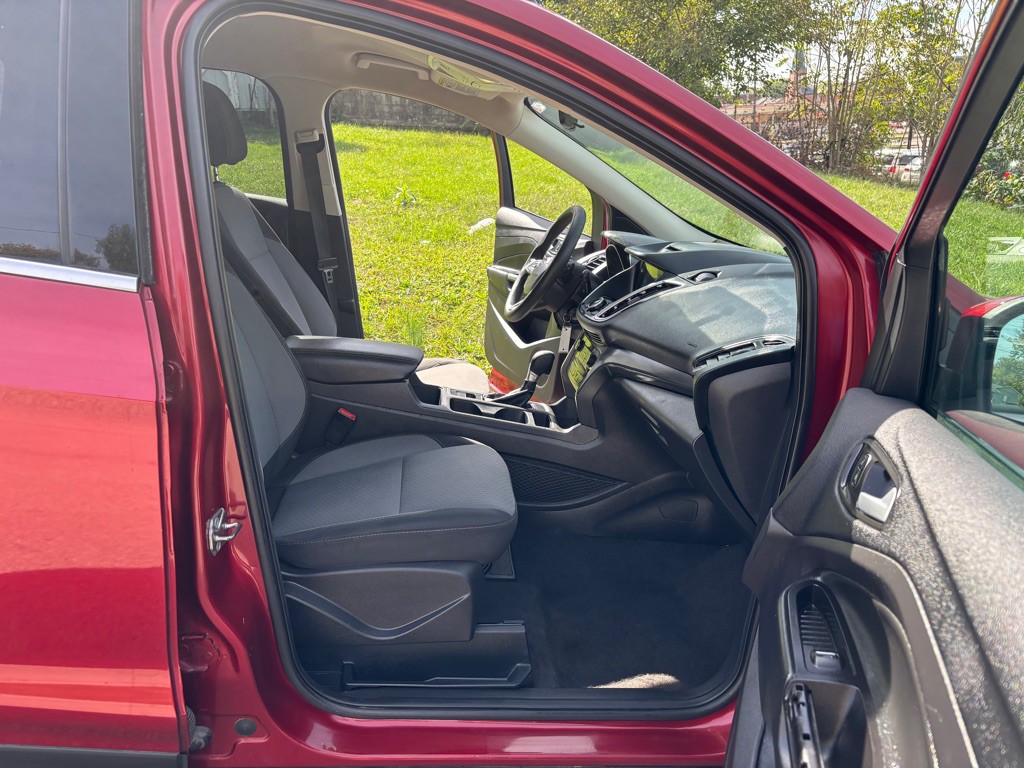 2017 Ford Escape Image 17