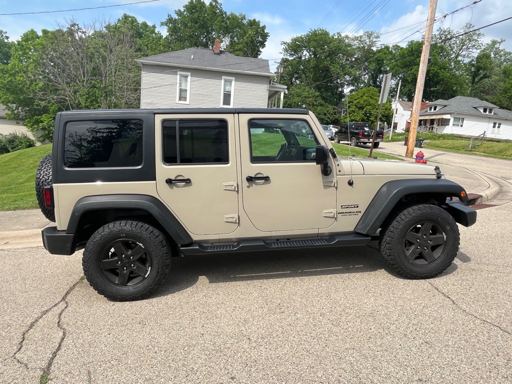 2017 Jeep Wrangler Unlimited Image 8