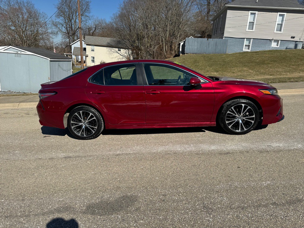 2018 Toyota Camry Image 5