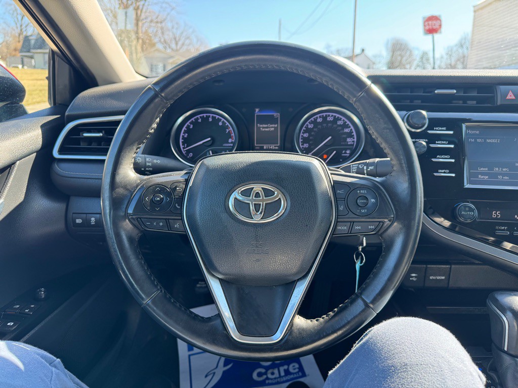 2018 Toyota Camry Image 10