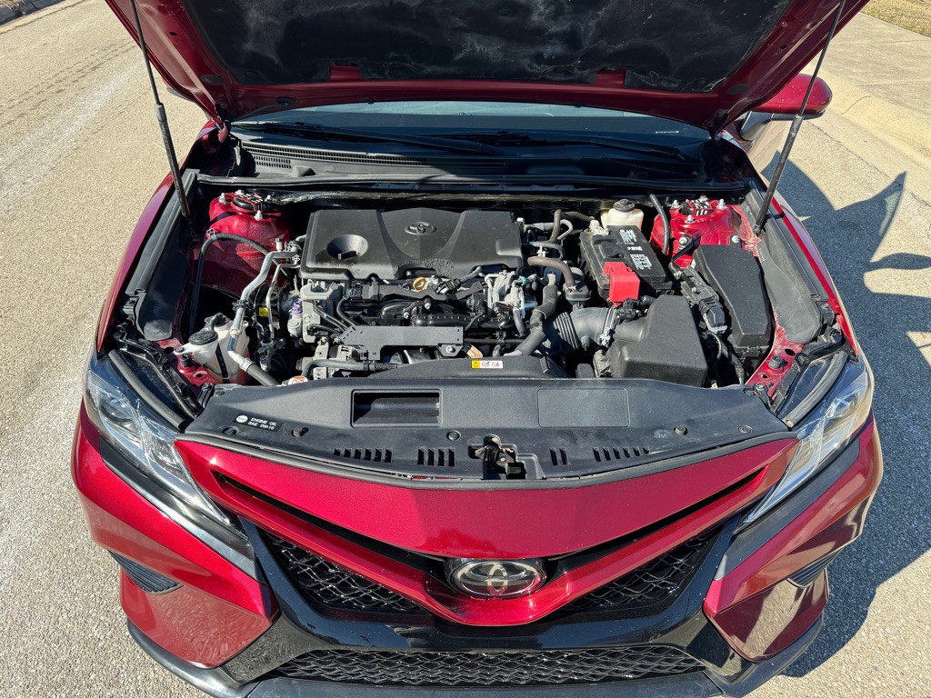 2018 Toyota Camry Image 11
