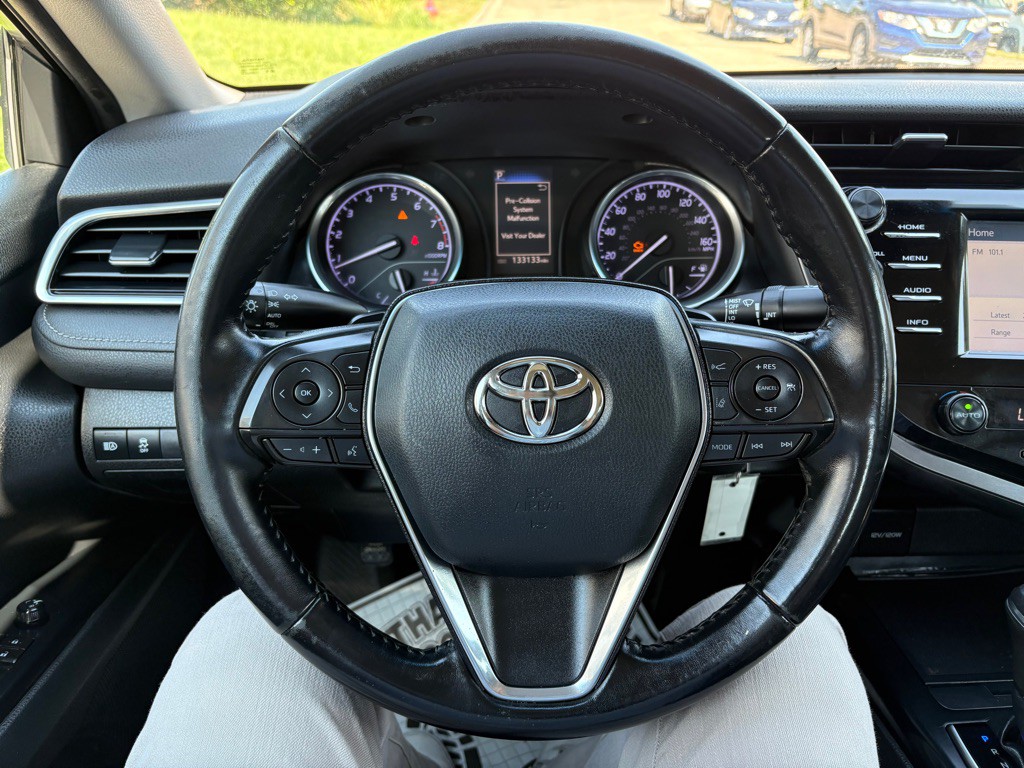 2018 Toyota Camry Image 9