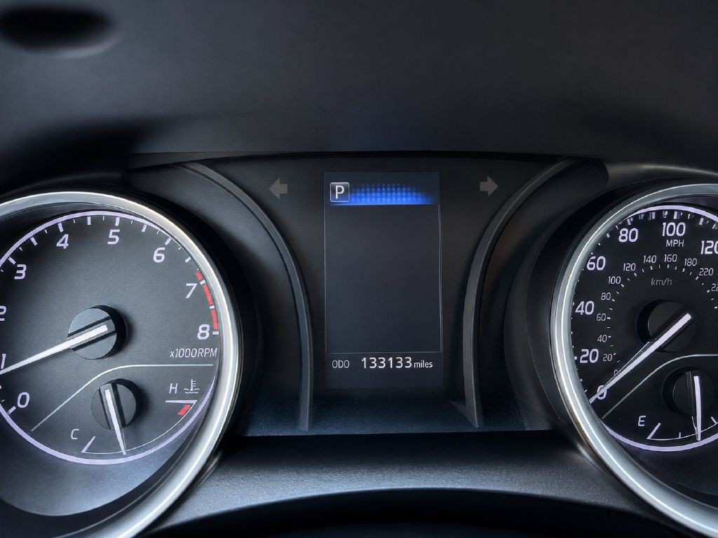 2018 Toyota Camry Image 10