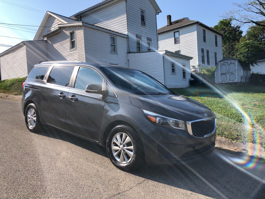 2015 Kia Sedona Image 8