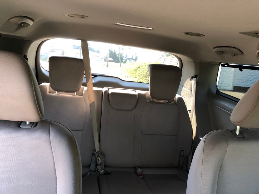 2015 Kia Sedona Image 19