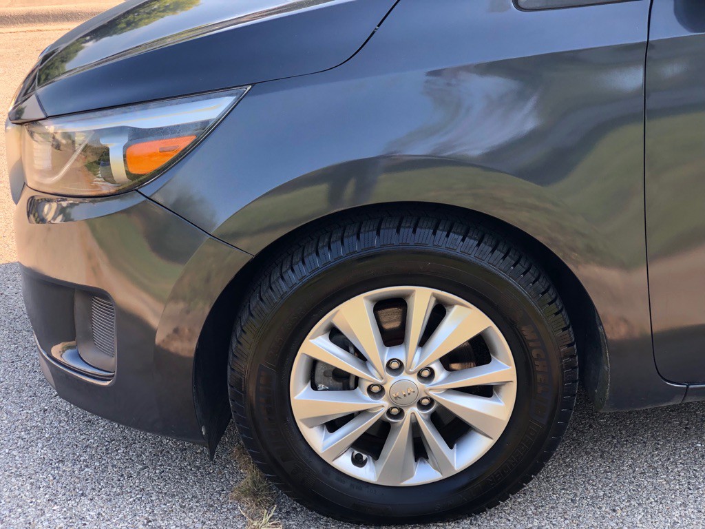 2015 Kia Sedona Image 20