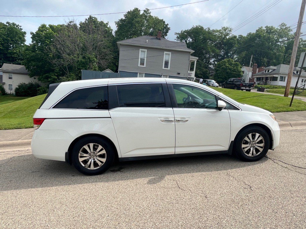 2014 Honda Odyssey Image 8
