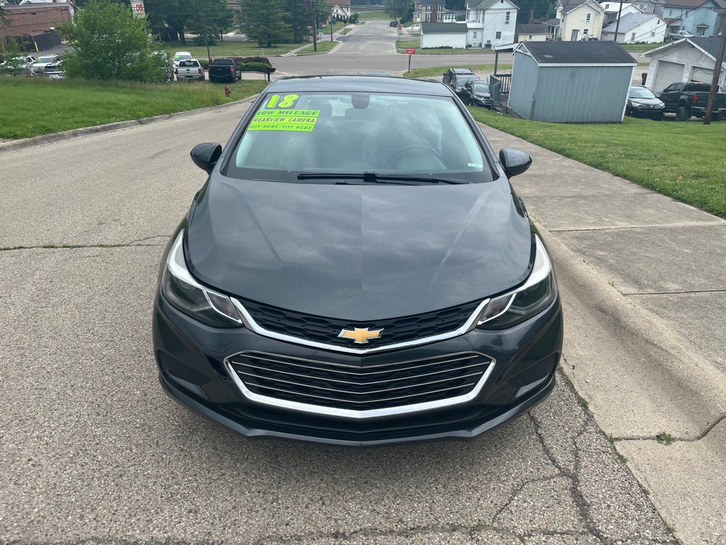 2018 Chevrolet Cruze Image 1