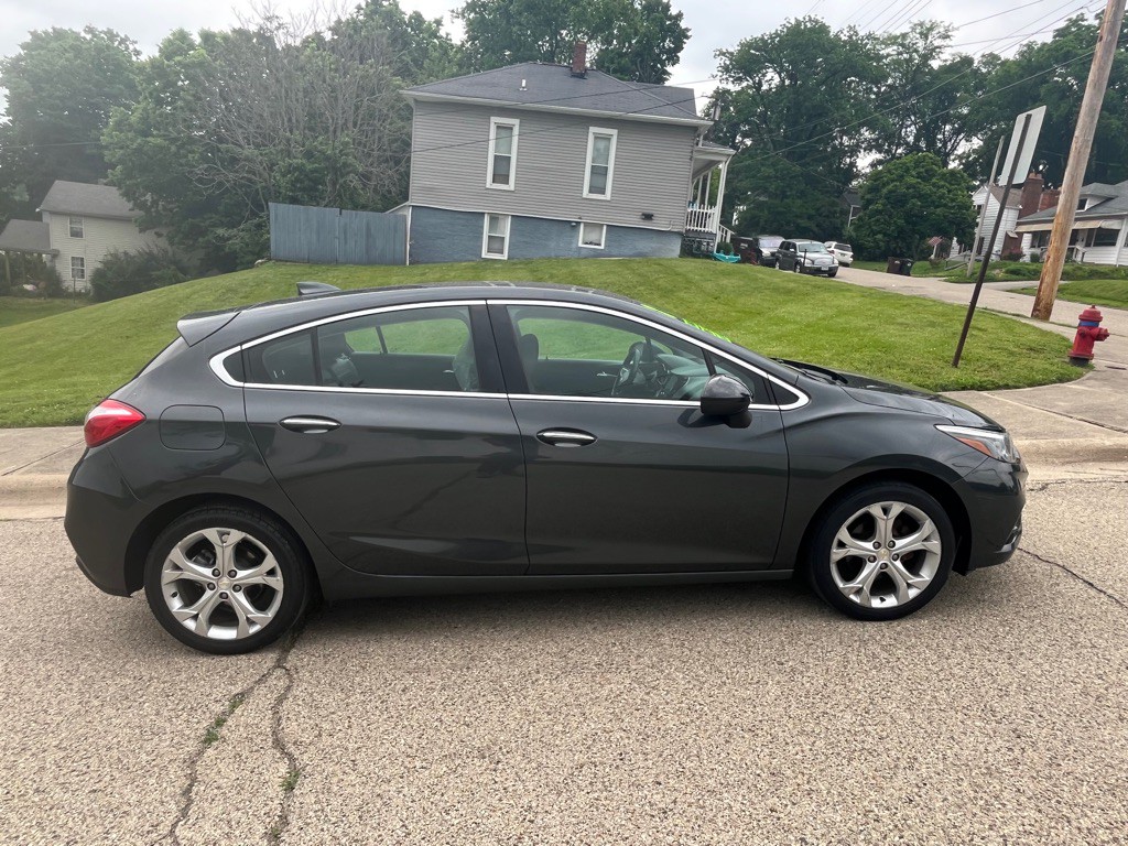 2018 Chevrolet Cruze Image 7