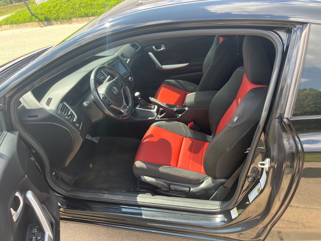 2015 Honda Civic Image 9