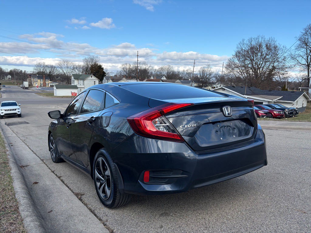 2018 Honda Civic Image 5