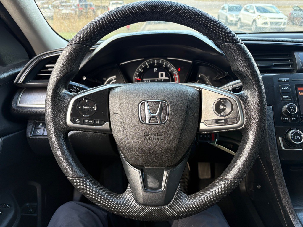 2018 Honda Civic Image 9