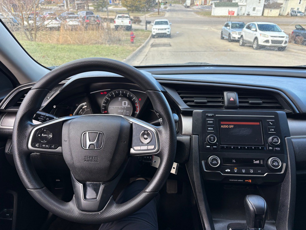 2018 Honda Civic Image 10