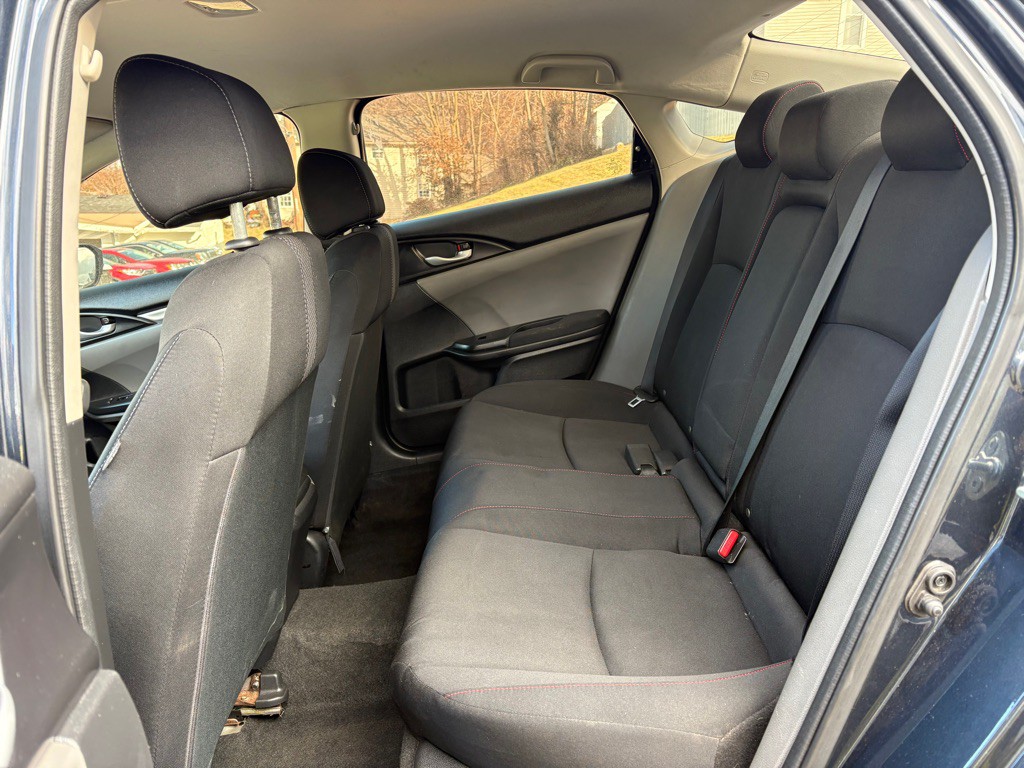 2018 Honda Civic Image 16
