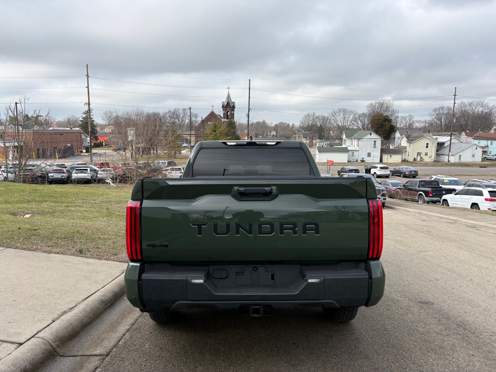 2022 Toyota Tundra Image 5