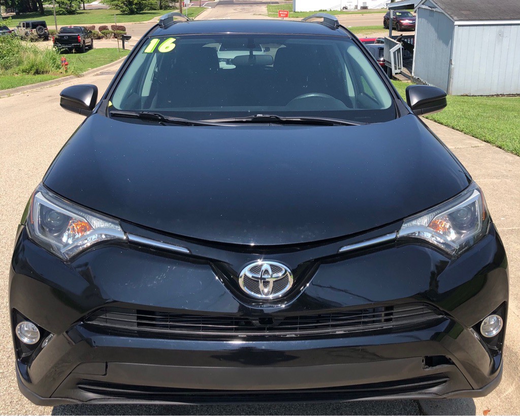 2016 Toyota Rav4 Image 1