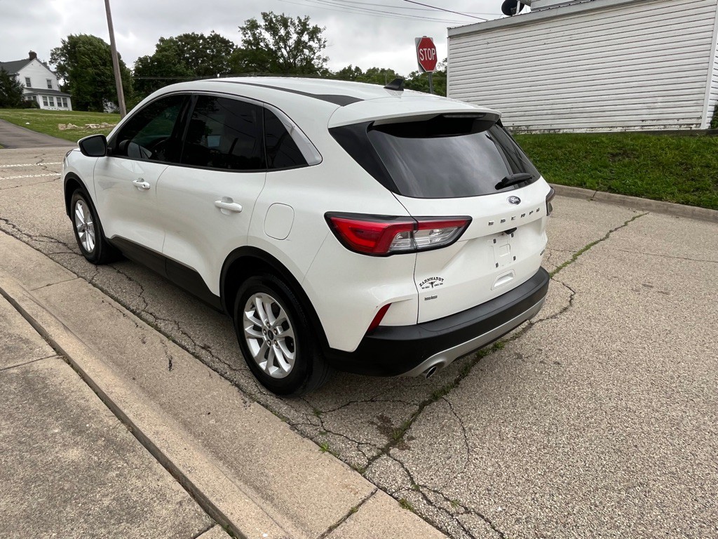 2020 Ford Escape Image 5
