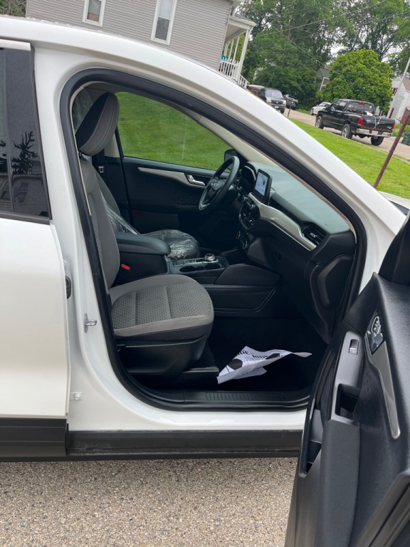 2020 Ford Escape Image 14