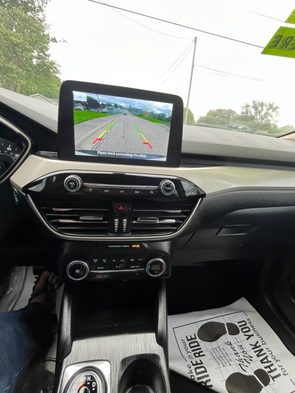 2020 Ford Escape Image 22