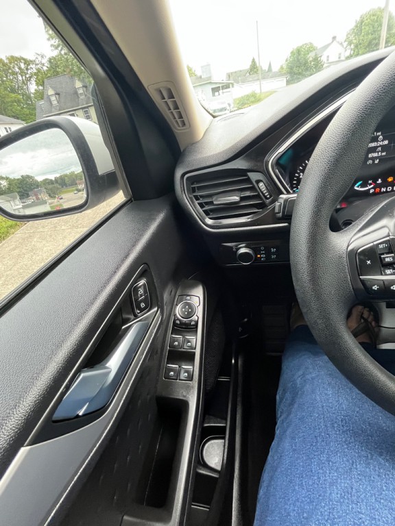 2020 Ford Escape Image 23