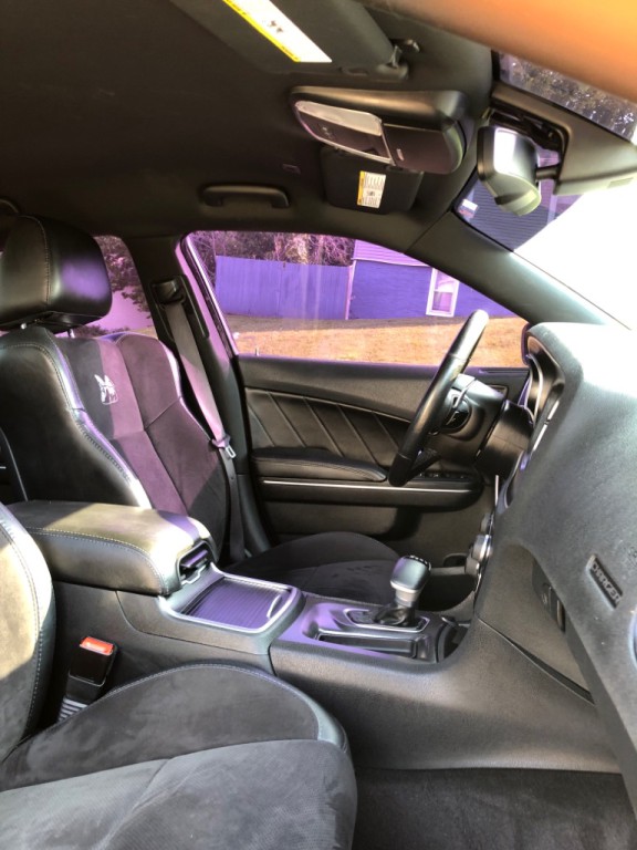 2017 Dodge Charger Image 18