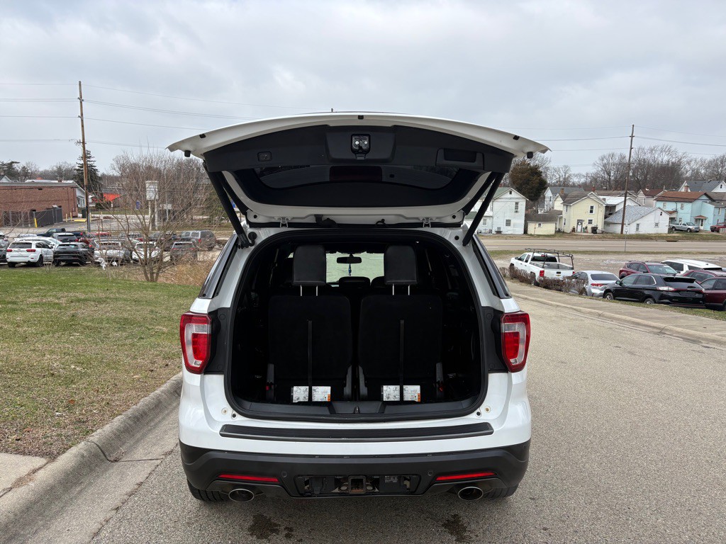 2018 Ford Explorer Image 17