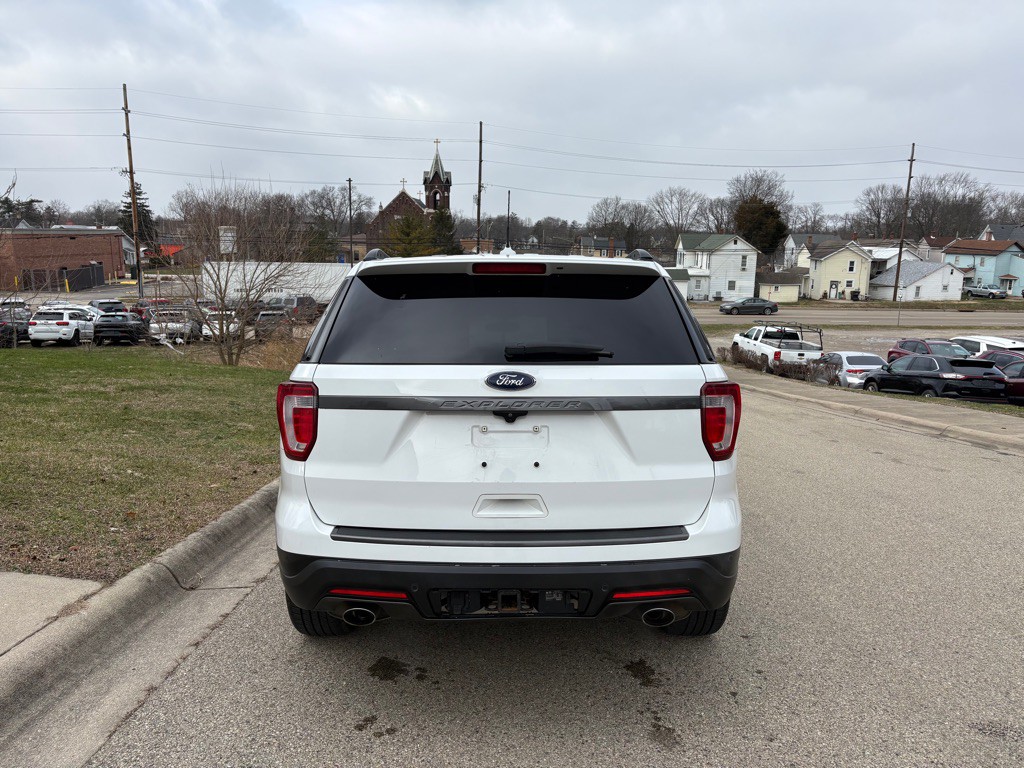 2018 Ford Explorer Image 6