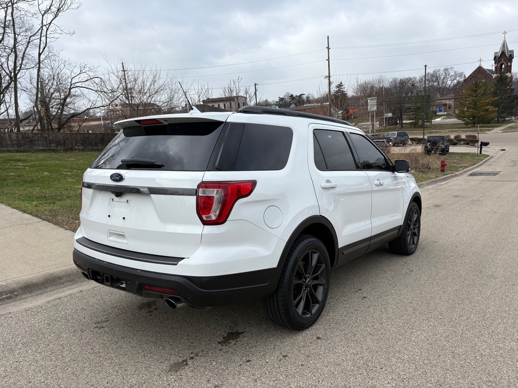 2018 Ford Explorer Image 7