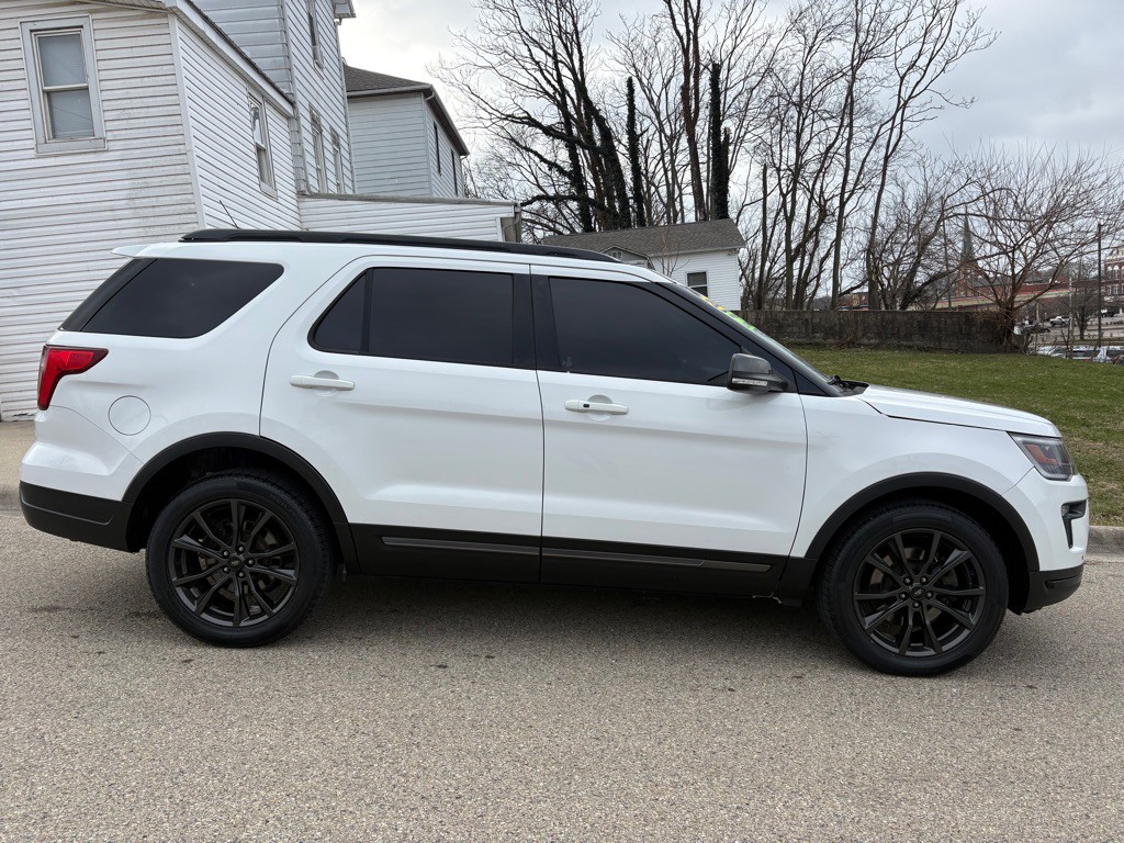 2018 Ford Explorer Image 8
