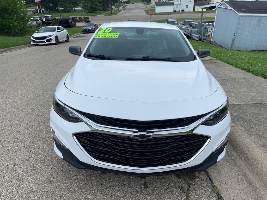 2020 Chevrolet Malibu Image 2