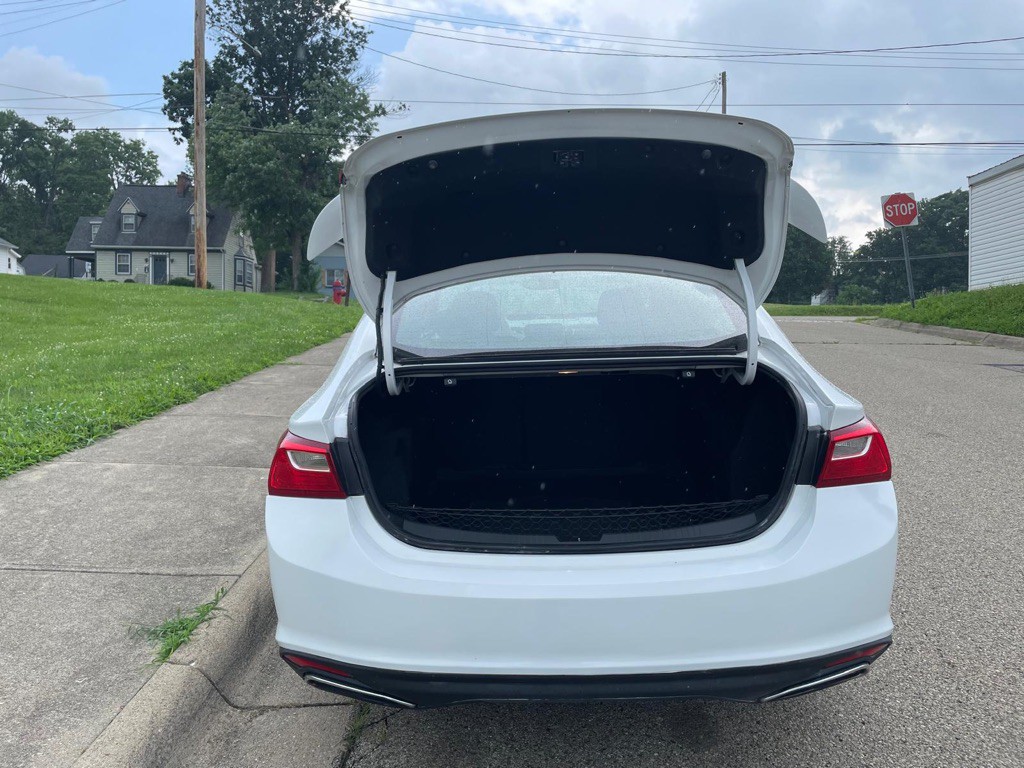 2020 Chevrolet Malibu Image 9
